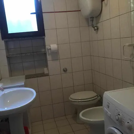 Depandance In Deffenu 100 Mt Dalla *
