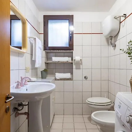Dependance Via Deffenu A 100 Metri Dalla Feriehus *