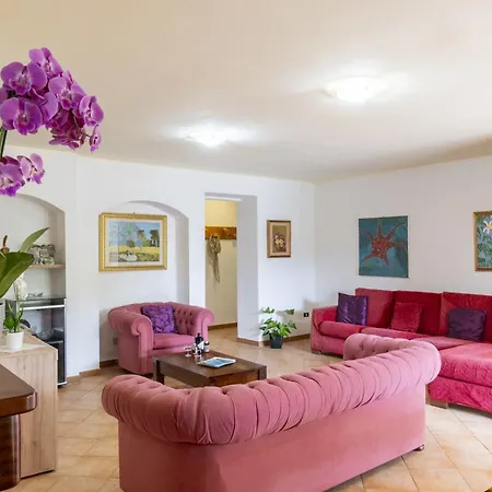 펜션 Dependance Via Deffenu A 100 Metri Dalla *