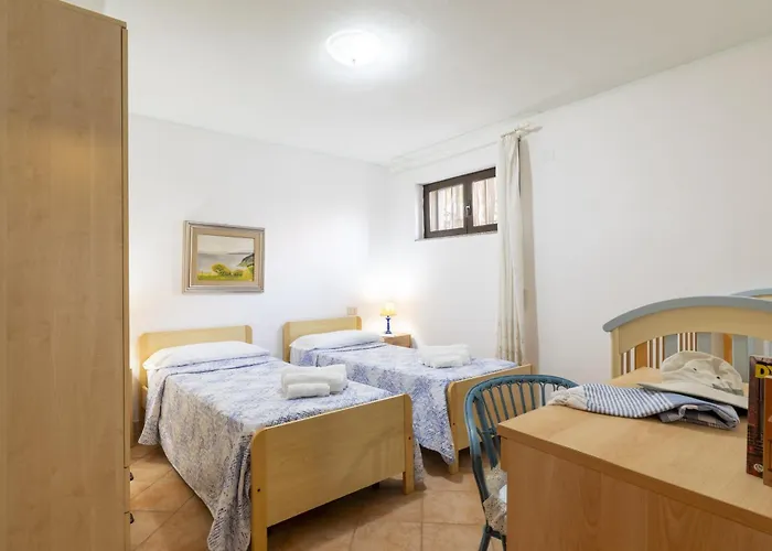 Dependance Via Deffenu A 100 Metri Dalla