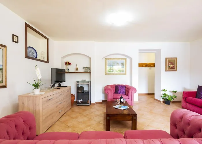 Dependance Via Deffenu A 100 Metri Dalla *